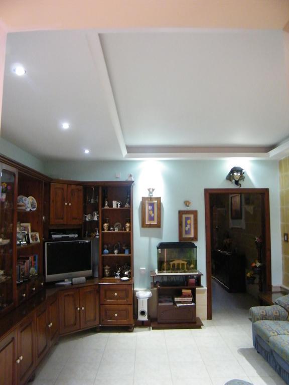 Апартаменты Nocturne Family House Паола Экстерьер фото